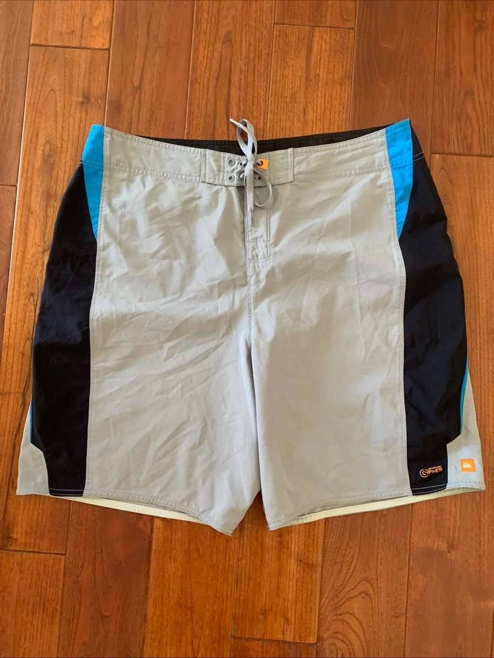 Quicksilver Board Shorts Size 38 Gray Swimsuit Unlined Surfsilk Beach Vacation